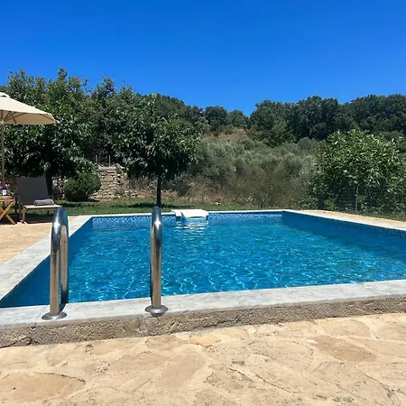 Amalthee Villa Lambini